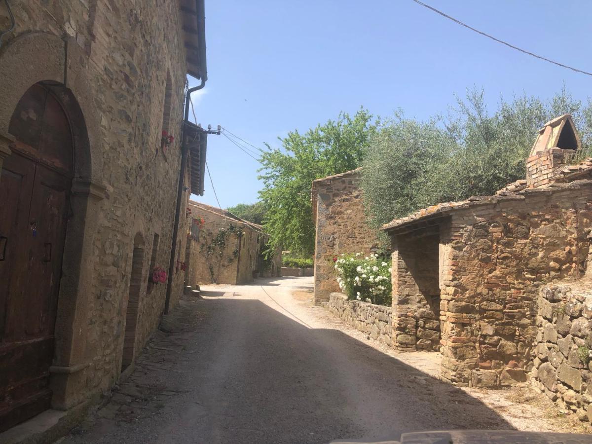 Borgo Villa A Tolli Кастельнуово-дель'Абате Экстерьер фото